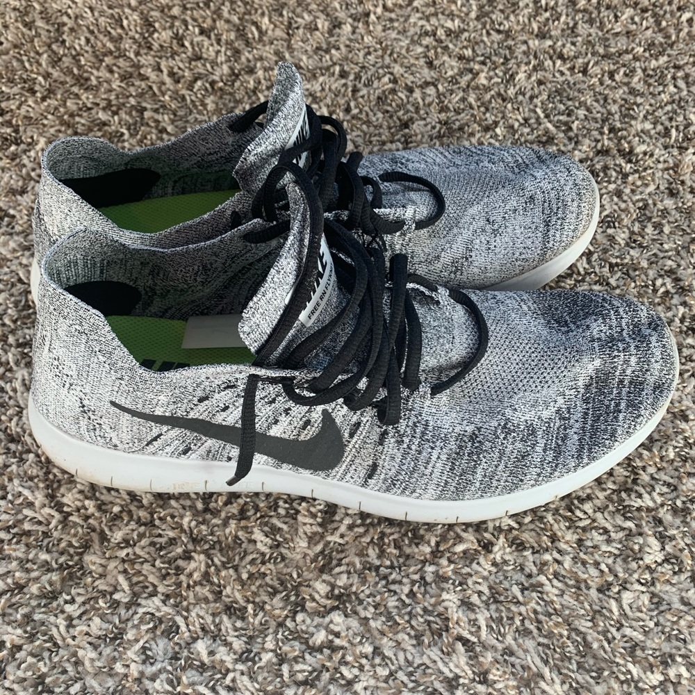 Like New Nike Free Run Flyknit